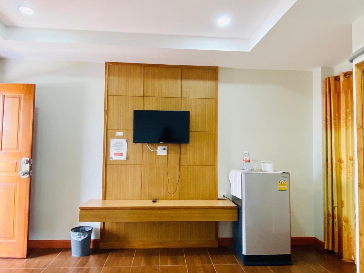 เมธาพาเลซ Hotel สกลนคร ภายนอก รูปภาพ